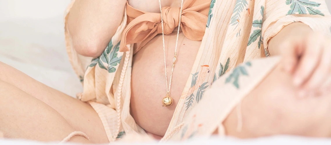 The pregnancy necklace